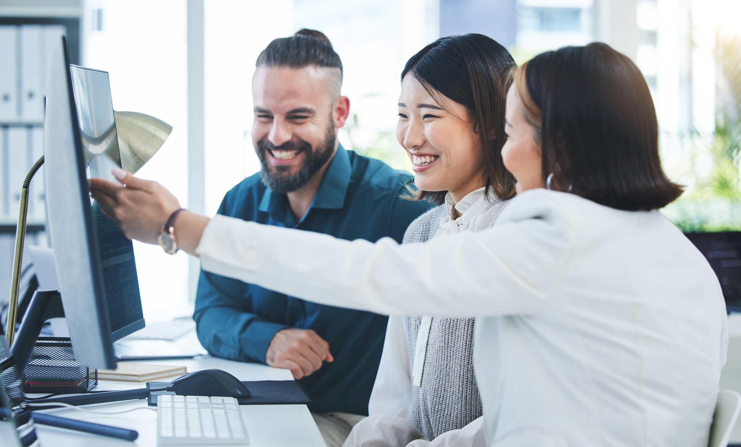 business-people-computer-planning-and-teamwork-c-2023-11-27-05-36-42-utc